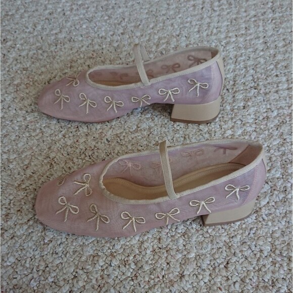 Anthropologie Maeve Chic Bow Embroidered Mary Jane Shoes size 38.5 - Picture 2 of 12